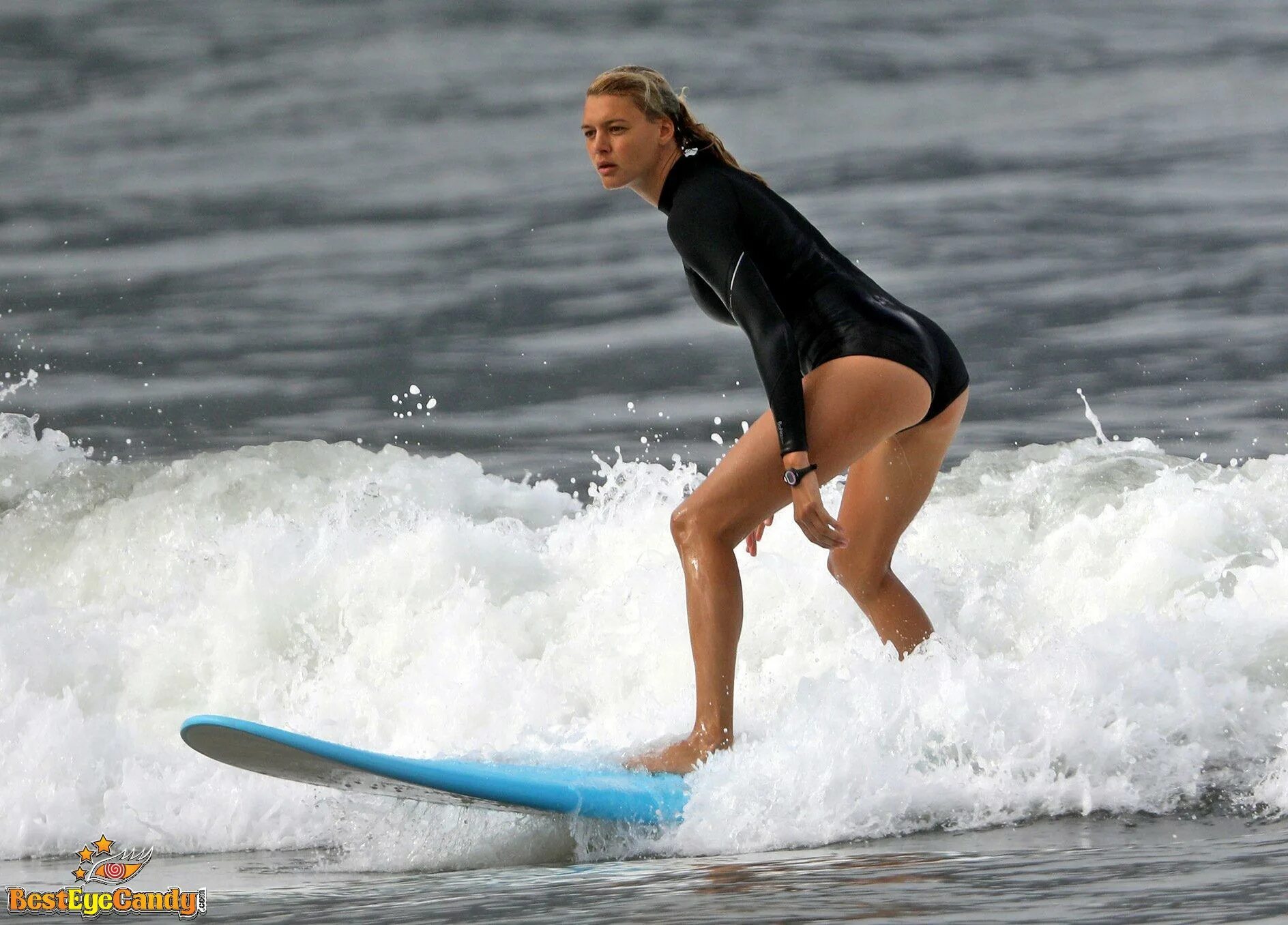 Kelly Rohrbach underwear in Ghaziabad