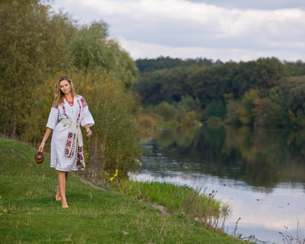 Nude girl Slavic women in Ghaziabad